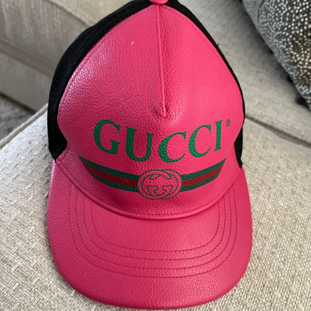 Gucci Hat 100% authentic